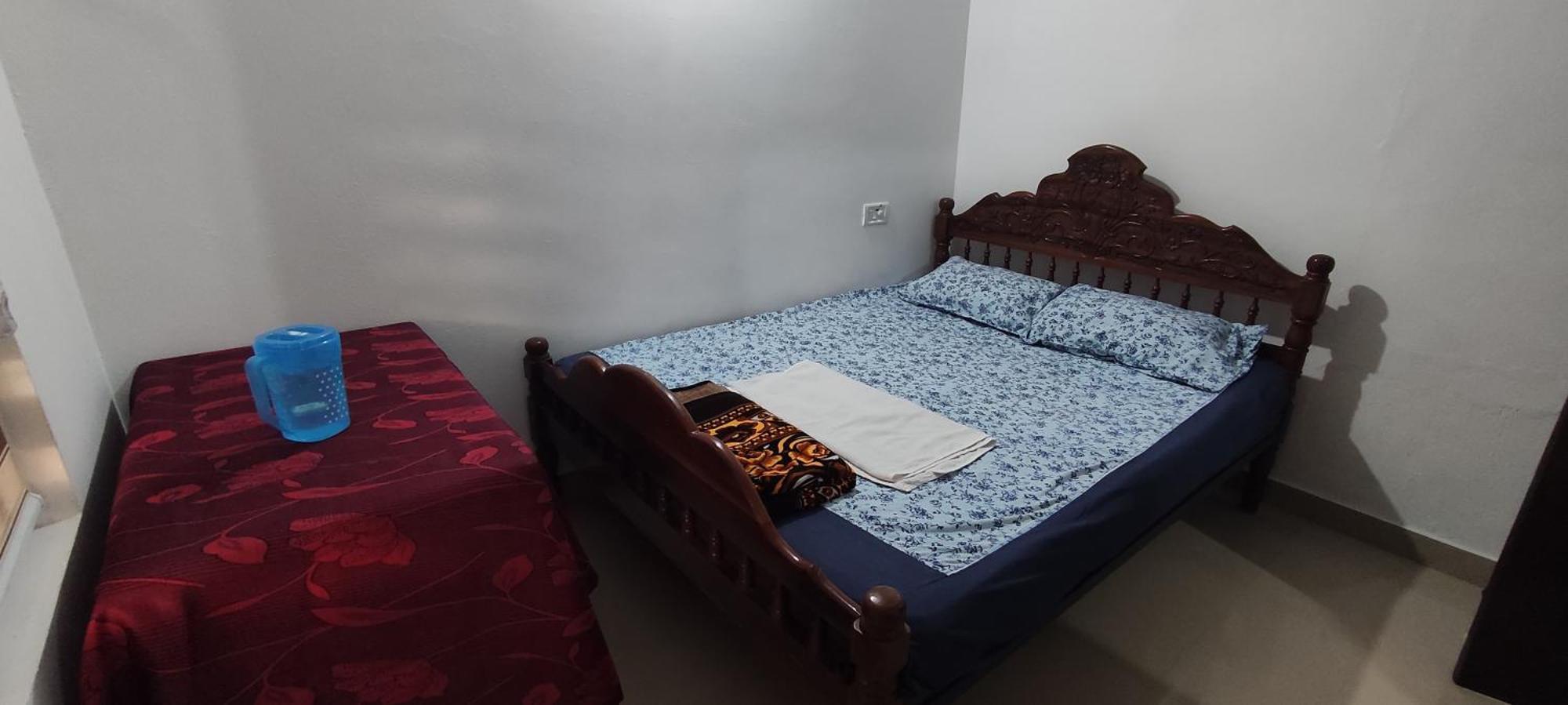 Koonamparayil Home Stay Munnar Anaviratty-Family Only Экстерьер фото