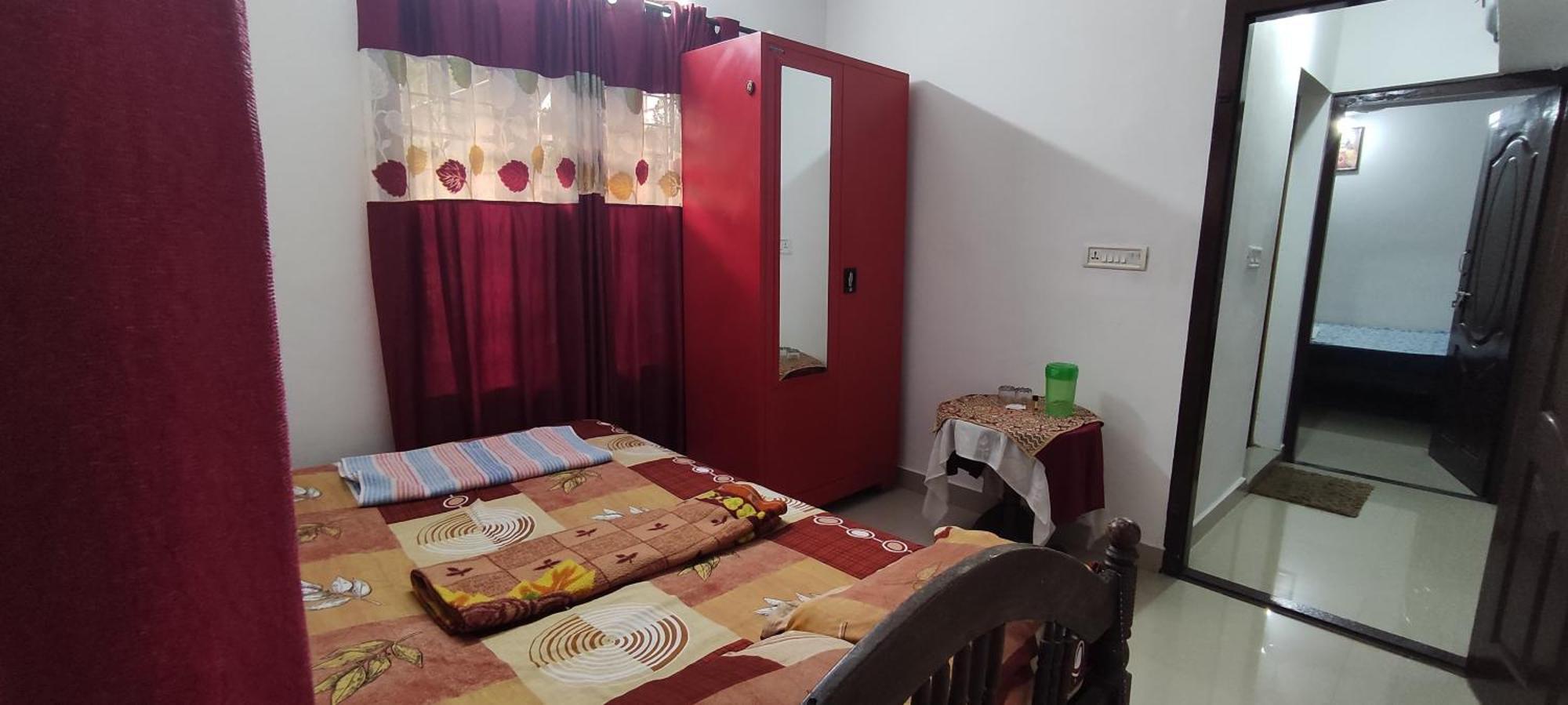 Koonamparayil Home Stay Munnar Anaviratty-Family Only Экстерьер фото